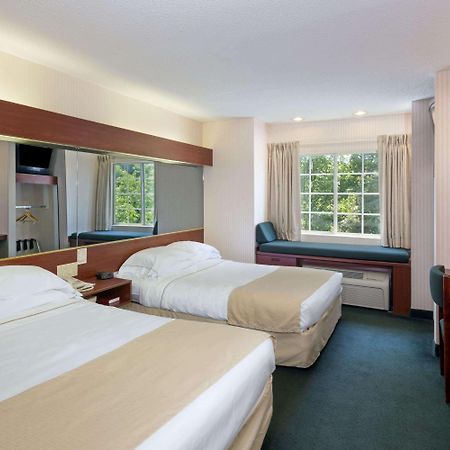 Microtel Inn & Suites By Wyndham Matthews/Charlotte Exterior photo